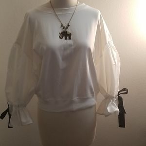 Few Moda long-sleeved white blouse